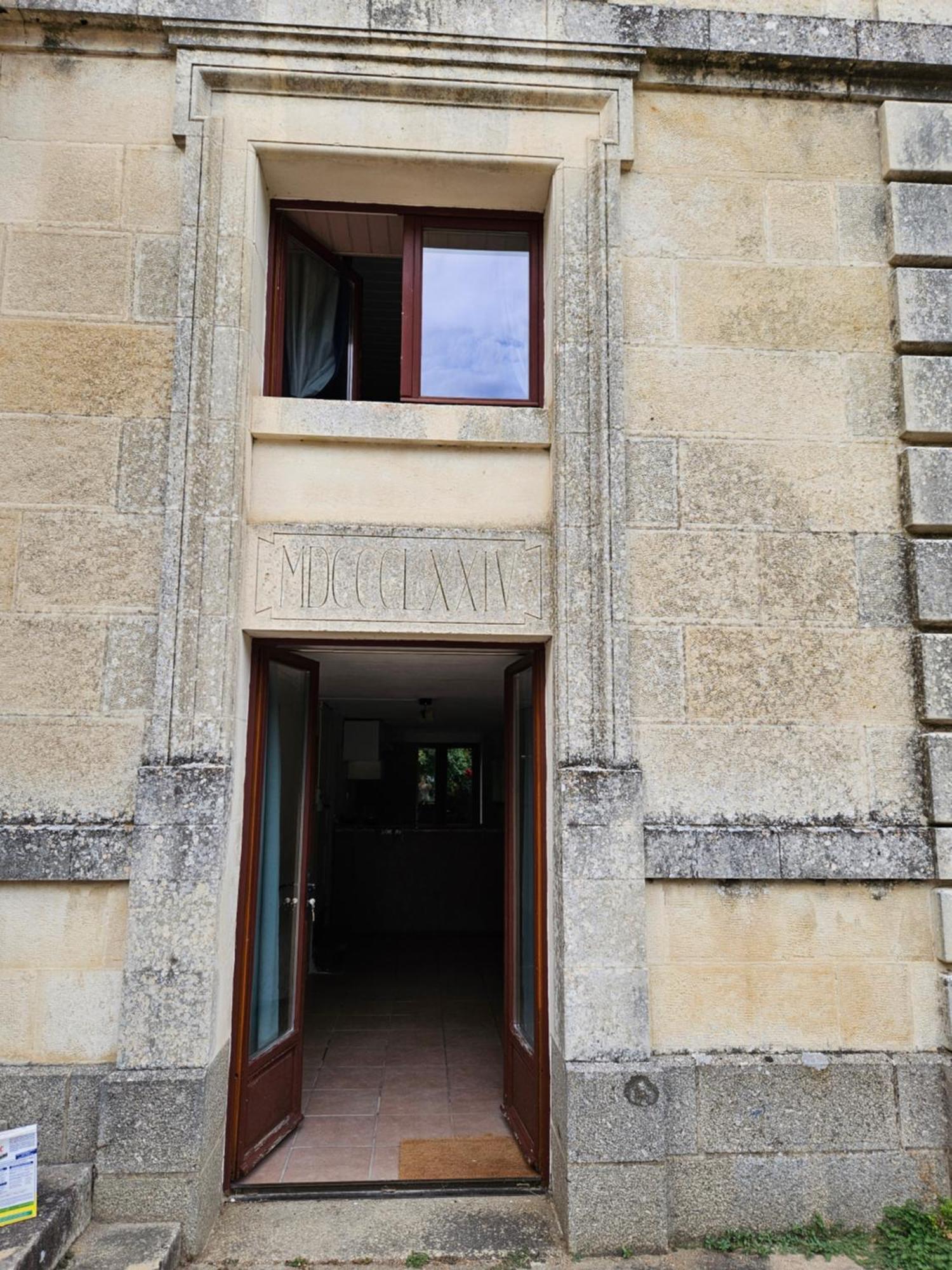Chateau De La Court D'Aron Saint-Cyr-en-Talmondais Exterior photo